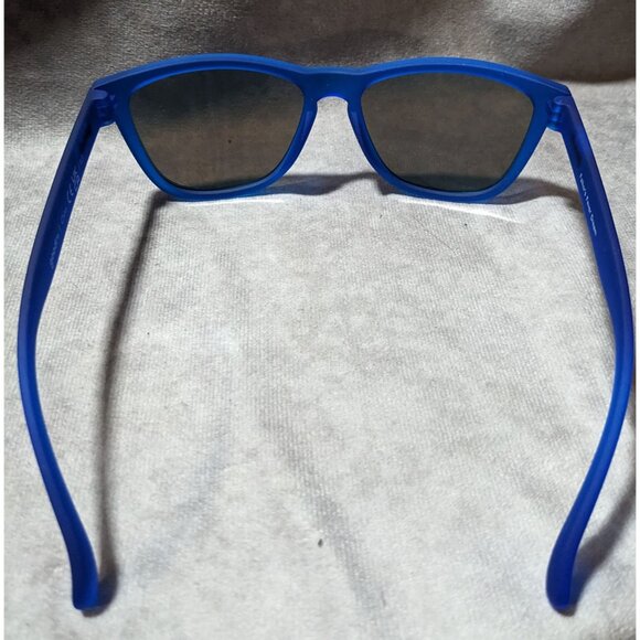 GoodR Falkor\'s Fever Dream Blue Mirror Sunglasses main image 9
